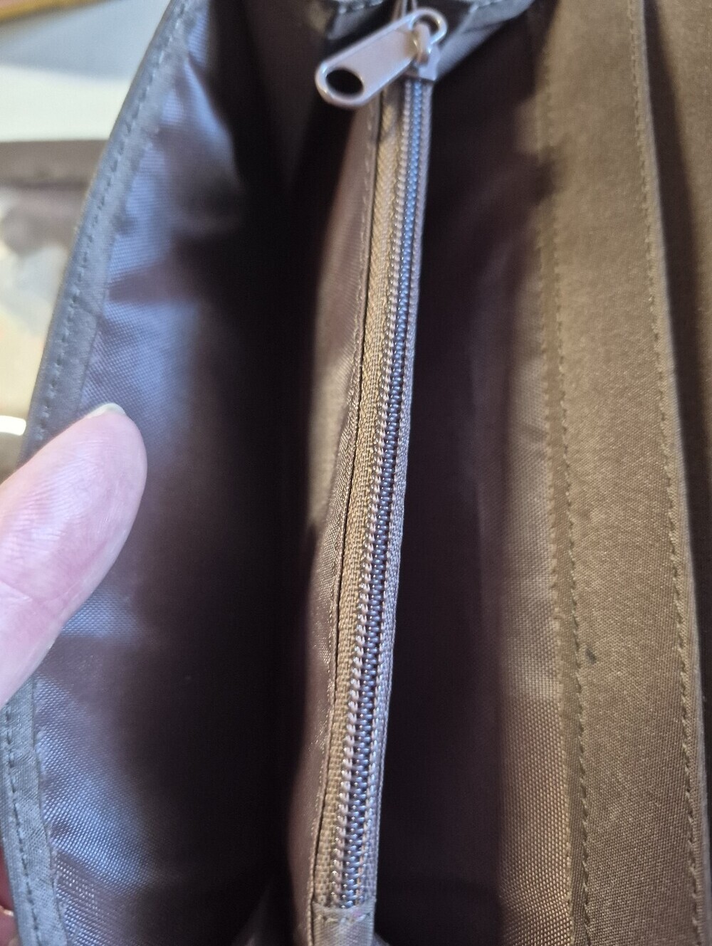 Tommy Hilfiger Brown Croc-Embossed Wallet with Snap Closure - Picture 4 of 5